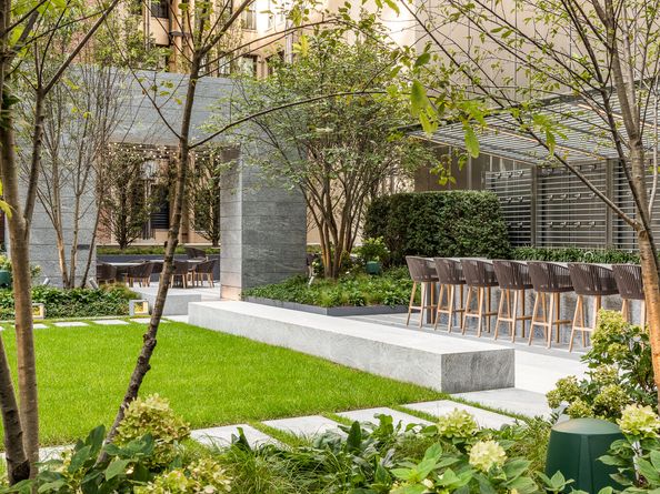 217 West 57th Street 35B, New York NY 10019