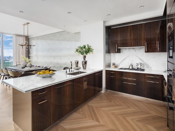 217 West 57th Street 35B, New York NY 10019