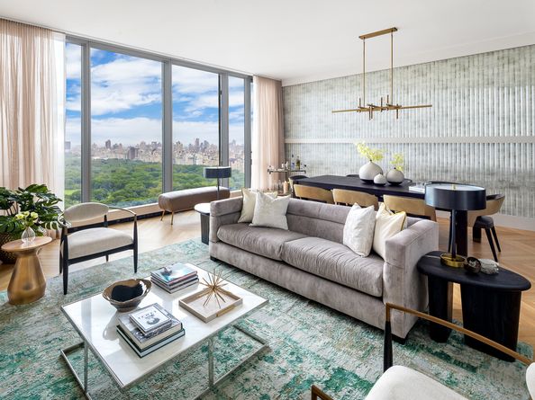217 West 57th Street 35B, New York NY 10019
