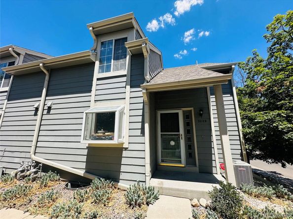 2002 S Worchester Way, Aurora CO 80014