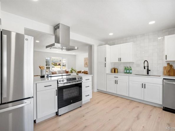 10441 W Lehigh Avenue, Denver CO 80235