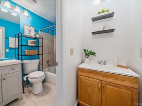 2262 S Jasper Way B, Aurora CO 80013