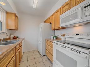 2262 S Jasper Way B, Aurora CO 80013