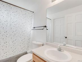 5149 S Genoa Court, Centennial CO 80015
