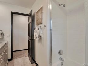 Undisclosed Address #2837939, Aurora CO 80015