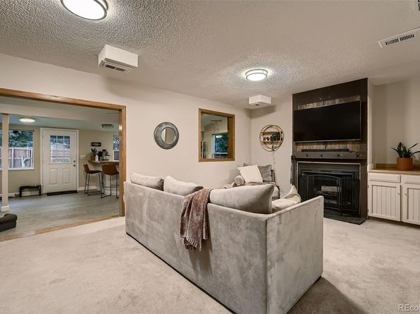 932 S Miller Street, Lakewood CO 80226