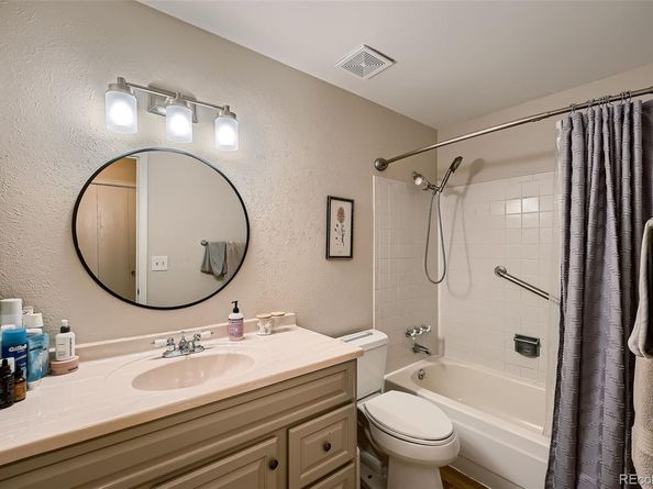 932 S Miller Street, Lakewood CO 80226