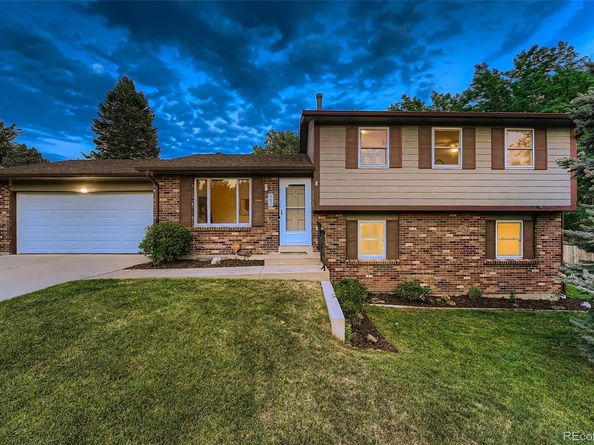932 S Miller Street, Lakewood CO 80226