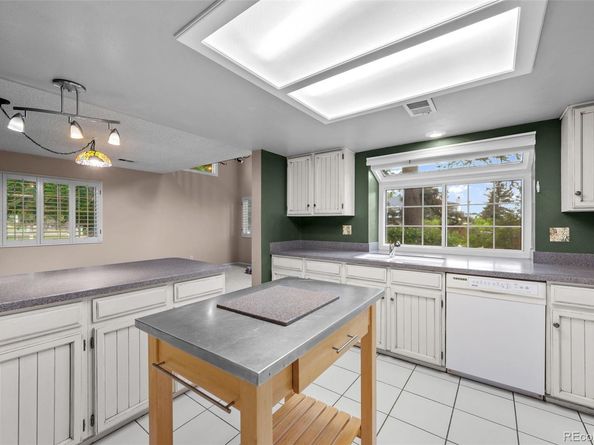 12501 E Evans Circle A, Aurora CO 80014
