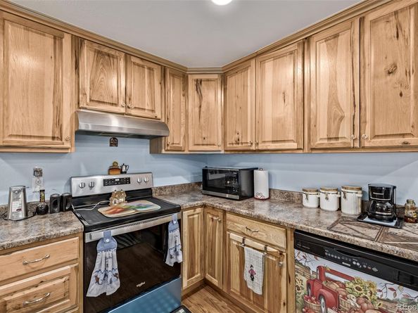 8227 Depew Way, Arvada CO 80003