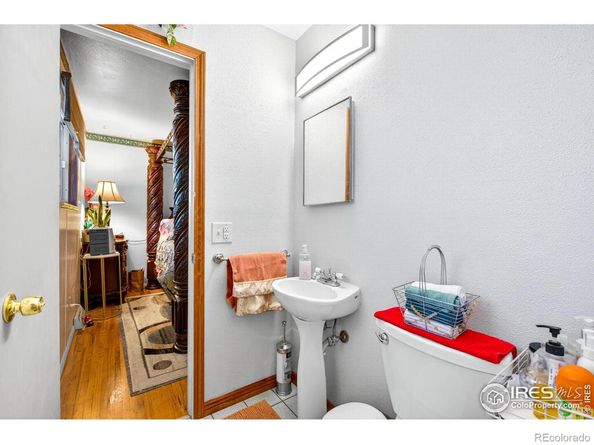 351 S Peoria Circle, Aurora CO 80012