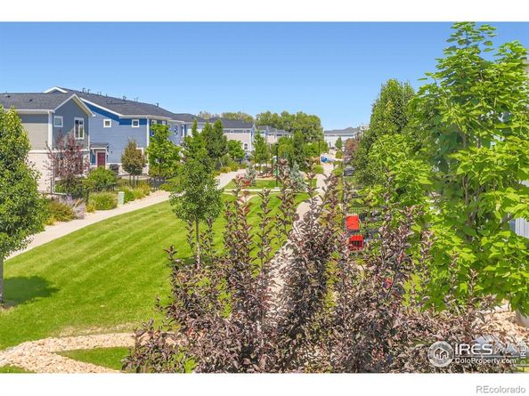 690 Stonebridge Drive, Longmont CO 80503