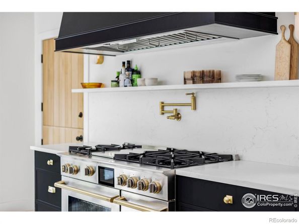 800 Kalmia Avenue, Boulder CO 80304