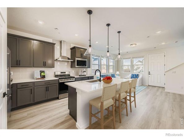 2827 Bear Springs Circle, Longmont CO 80503