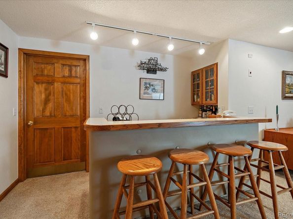 2210 S Joliet Way, Aurora CO 80014