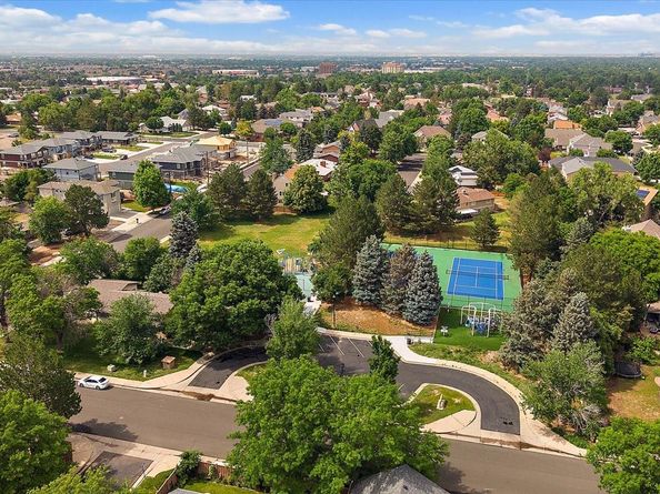 2210 S Joliet Way, Aurora CO 80014