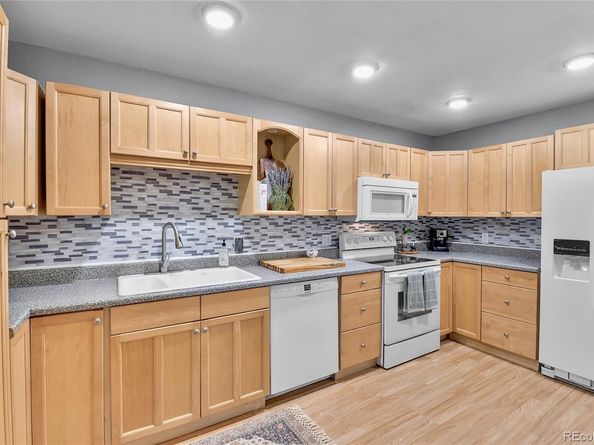 8866 W Dartmouth Place, Lakewood CO 80227