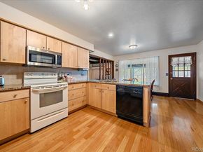 3121 Oak Street, Lakewood CO 80215