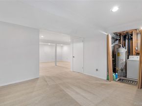 Undisclosed Address #3399692, Aurora CO 80017
