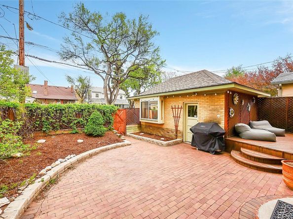 2557 Dexter Street, Denver CO 80207