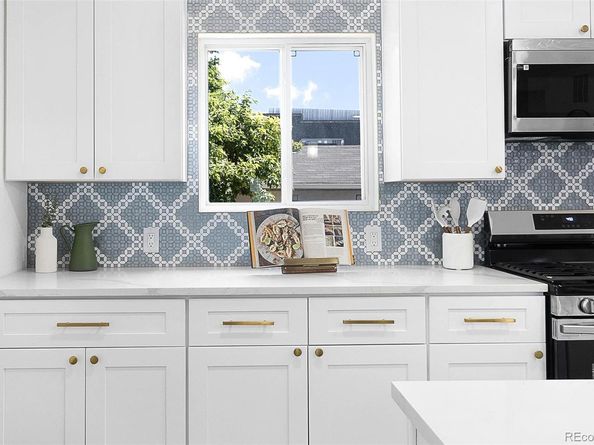 1990 Newark Street, Aurora CO 80010