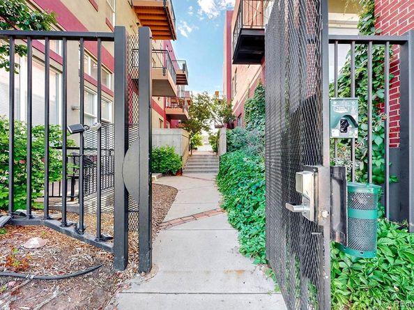 1521 Central Street 2D, Denver CO 80211