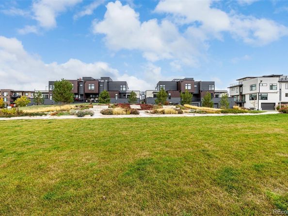 6820 E Lowry Boulevard, Denver CO 80230