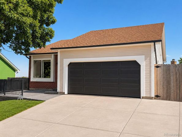 392 Eisenhower Drive, Louisville CO 80027
