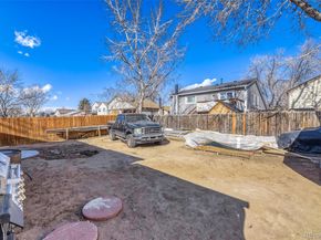 19093 E 22nd Drive, Aurora CO 80011