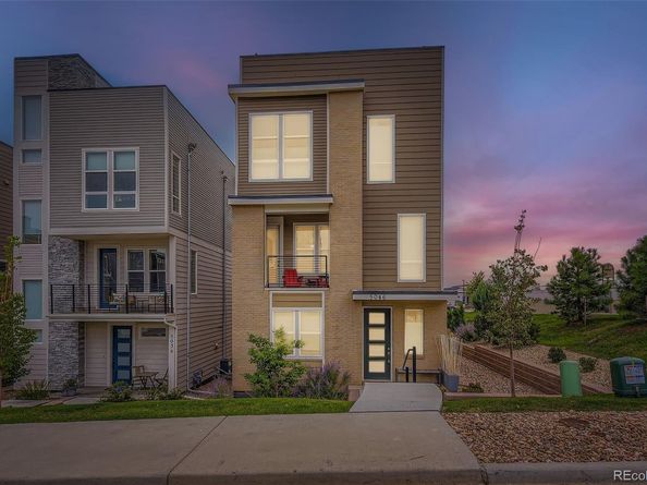5046 S Robb Street, Littleton CO 80127