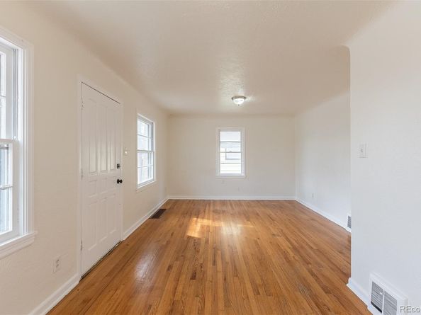 1945 Nome Street, Aurora CO 80010
