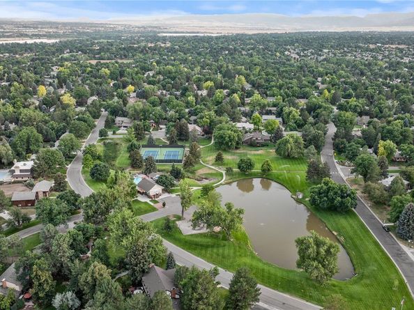 5204 W Bowles Place, Littleton CO 80123