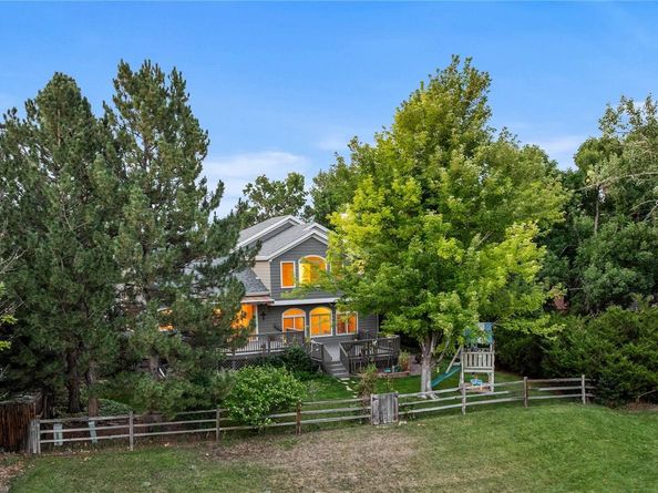 5204 W Bowles Place, Littleton CO 80123