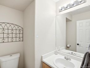 1362 S Cathay Court 101, Aurora CO 80017
