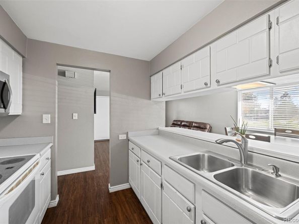 1192 S Eagle Circle A, Aurora CO 80012