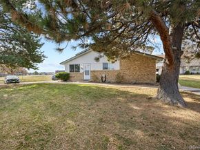 1192 S Eagle Circle A, Aurora CO 80012