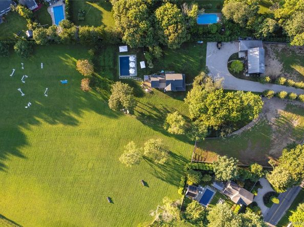 2850 Main Bayview Road, Southold NY 11971