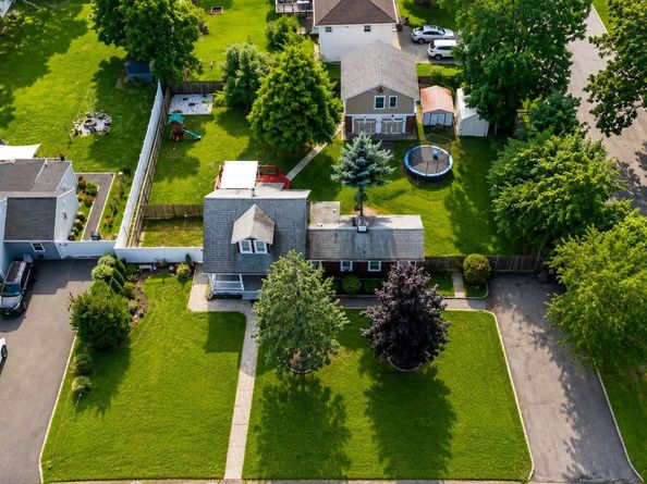 278 Ferndale Boulevard, Islip NY 11751