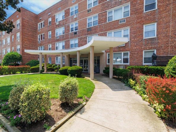 100 S Ocean Avenue 4U, Freeport NY 11520
