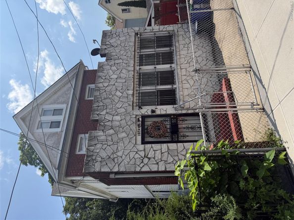 10749 160th Street, Jamaica NY 11433