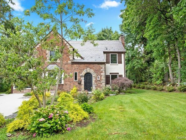 115 Old Mill Road, Great Neck NY 11023