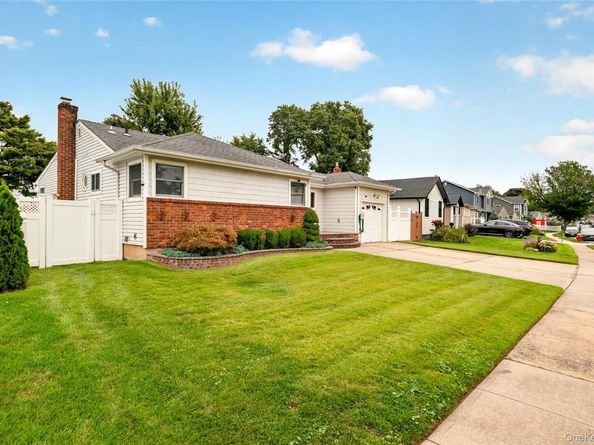 397 Briarwood Road, Massapequa NY 11758