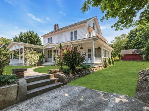 430 Montauk Highway, East Moriches NY 11940