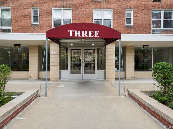 3 Sadore Lane 7T, Yonkers NY 10710