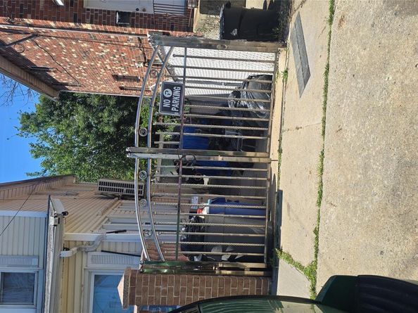 151-33 134 ave, Baisley Park NY 11434