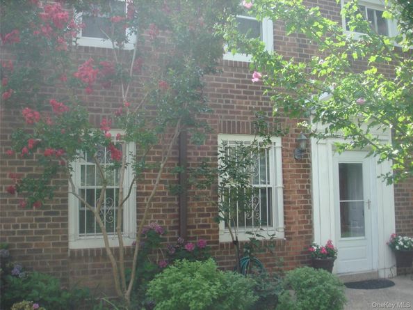 147-47 Charter Road 22 B, Briarwood NY 11435