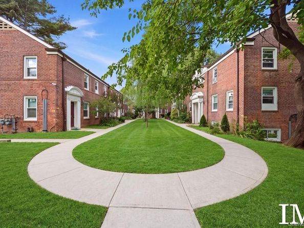 147-47 Charter Road 22 B, Briarwood NY 11435