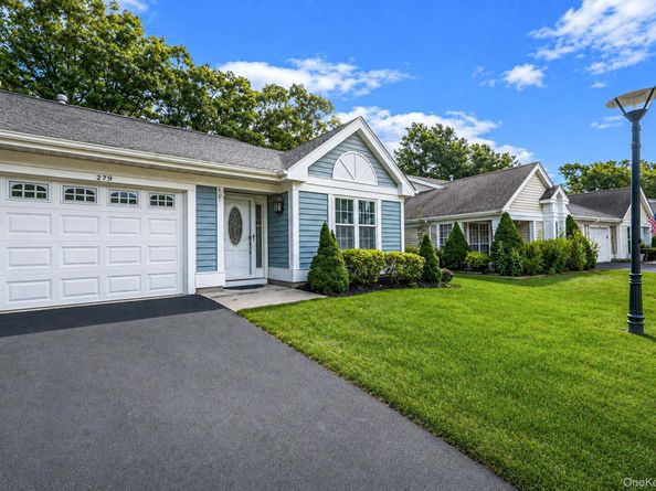 279 Glen Drive, Ridge NY 11961