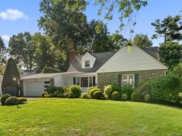 11 Winchcombe Way, Scarsdale NY 10583