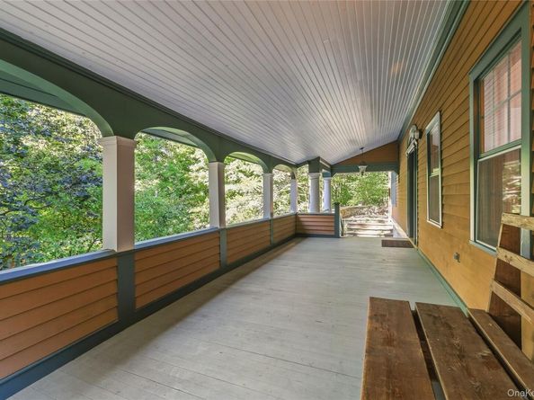 81 Glendale Road, Ossining NY 10562